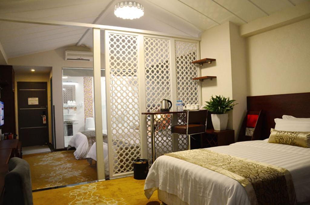 Guangzhou Colorful Days Hotel Kamer foto